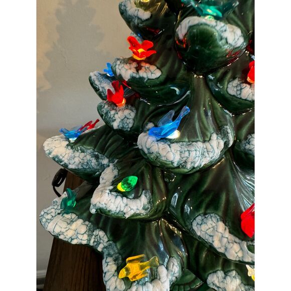 Stunning vintage ceramic table top Christmas tree rare bird bulbs must see - Picture 7 of 10